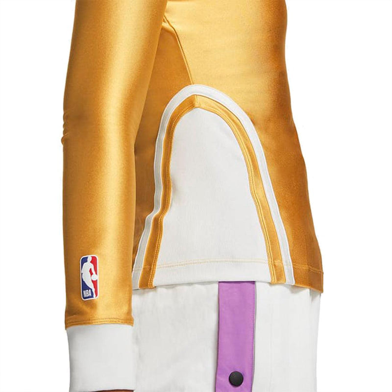 XS